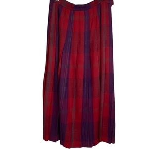 Woodard Shop Vintage Pleated 100 % Wool Skirt